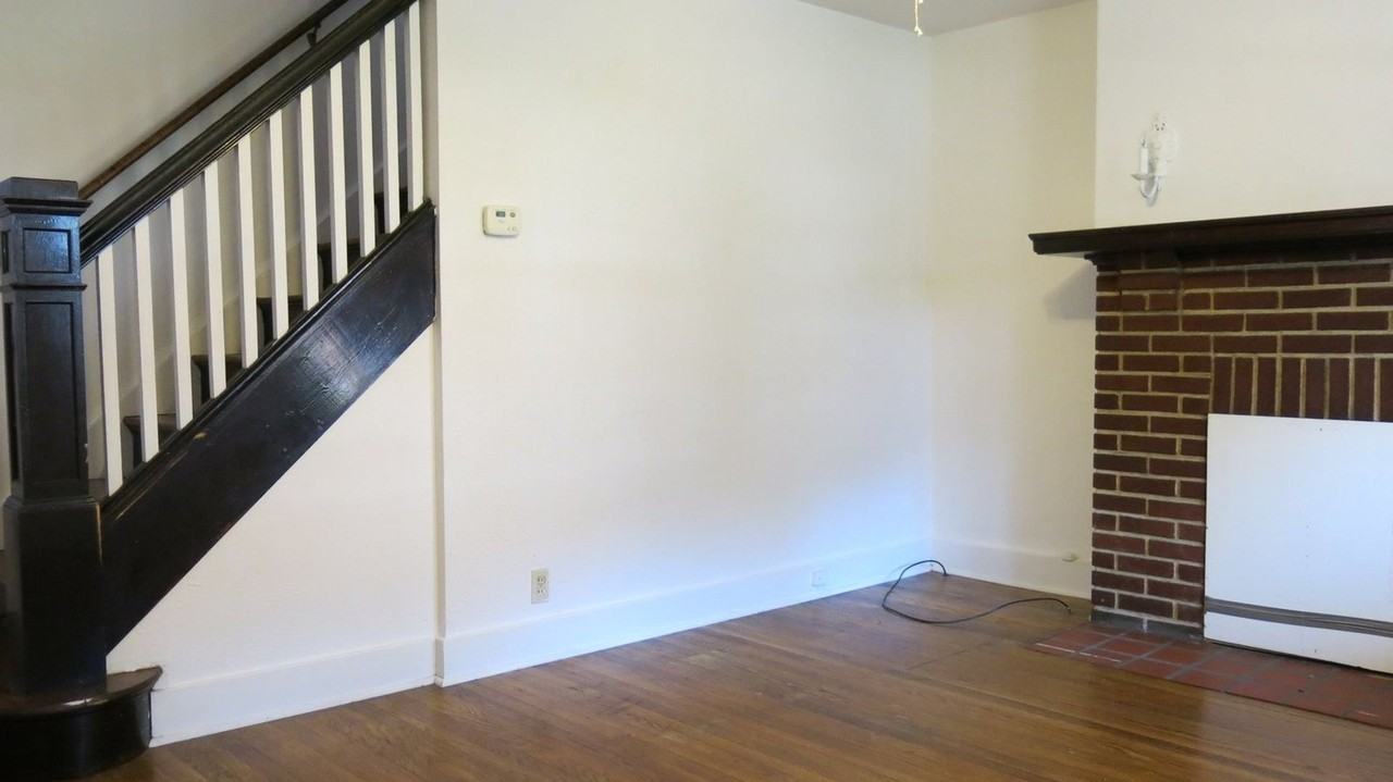 1866 Jancey St - Photo 5 of 14