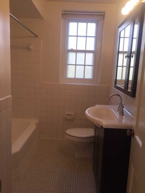 3861 Newark St Nw - Photo 7 of 8