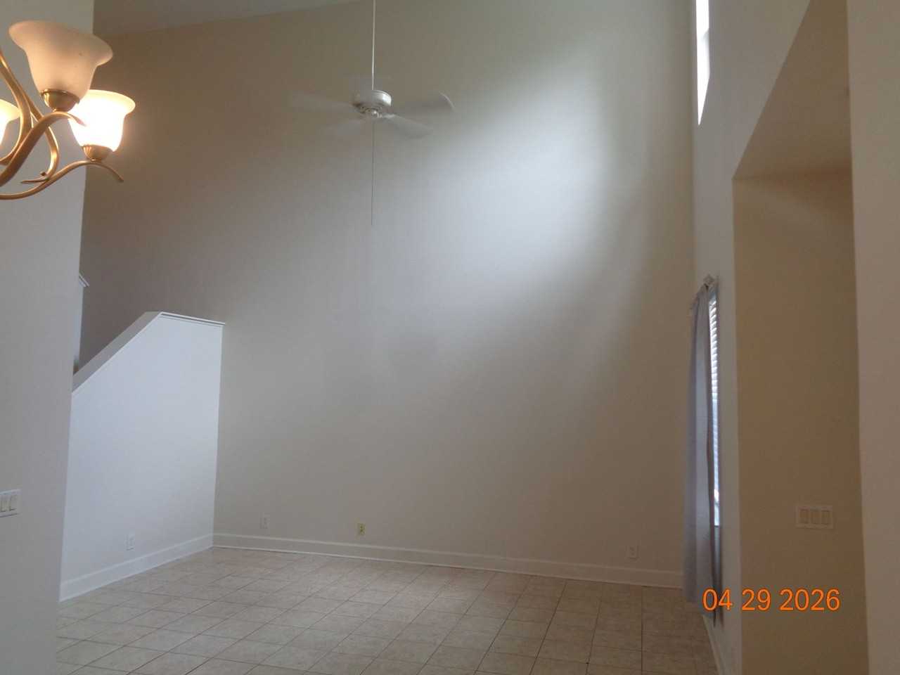 210 Woodhouse Ln - Photo 7 of 30