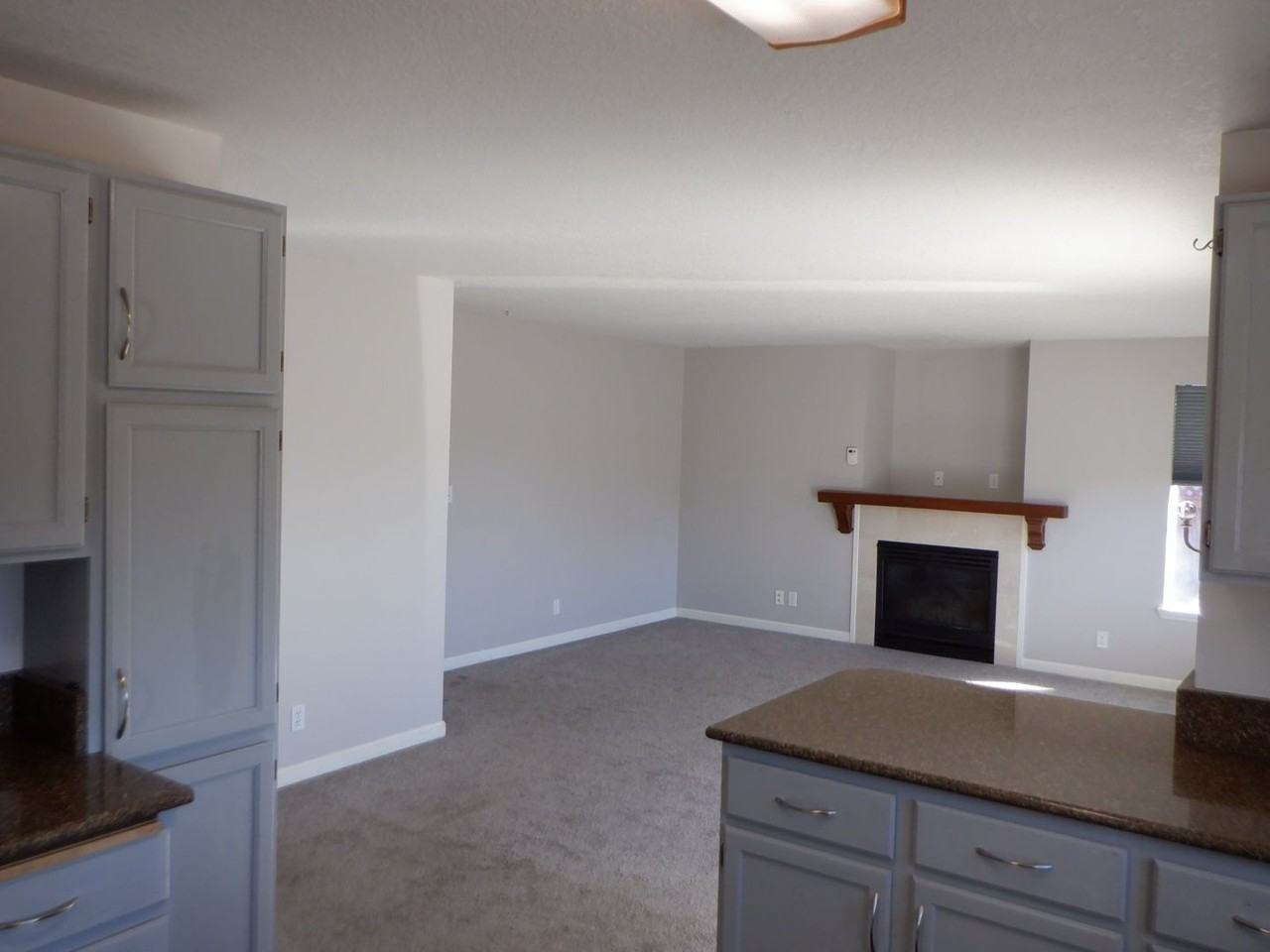 876 Ne Locksley Dr - Photo 7 of 27