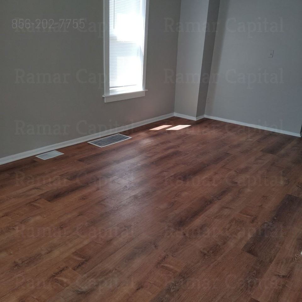 609 Henry St - Photo 6 of 15