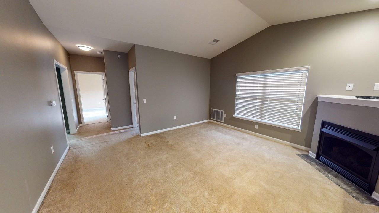 517 Stockton Rdg - Photo 5 of 33
