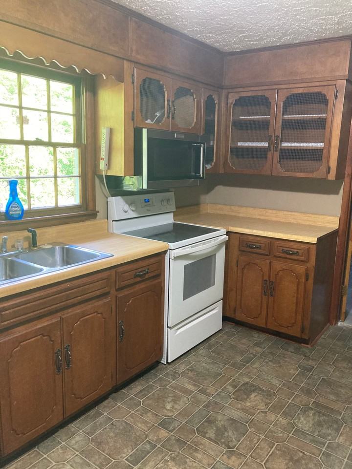 2232 Websters Chapel Rd - Photo 7 of 19