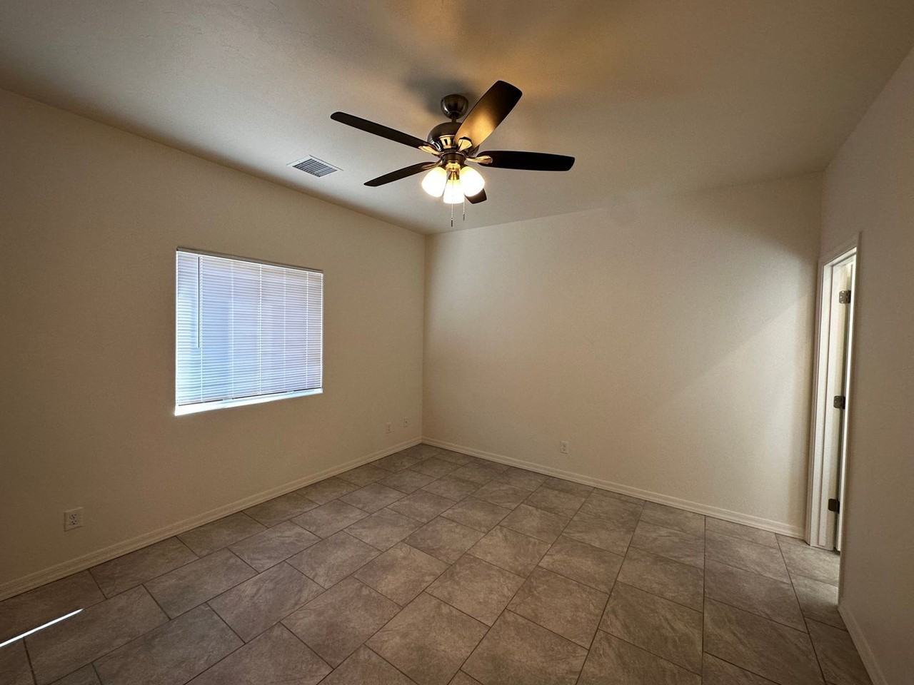 3338 N Lomalai St - Photo 5 of 12