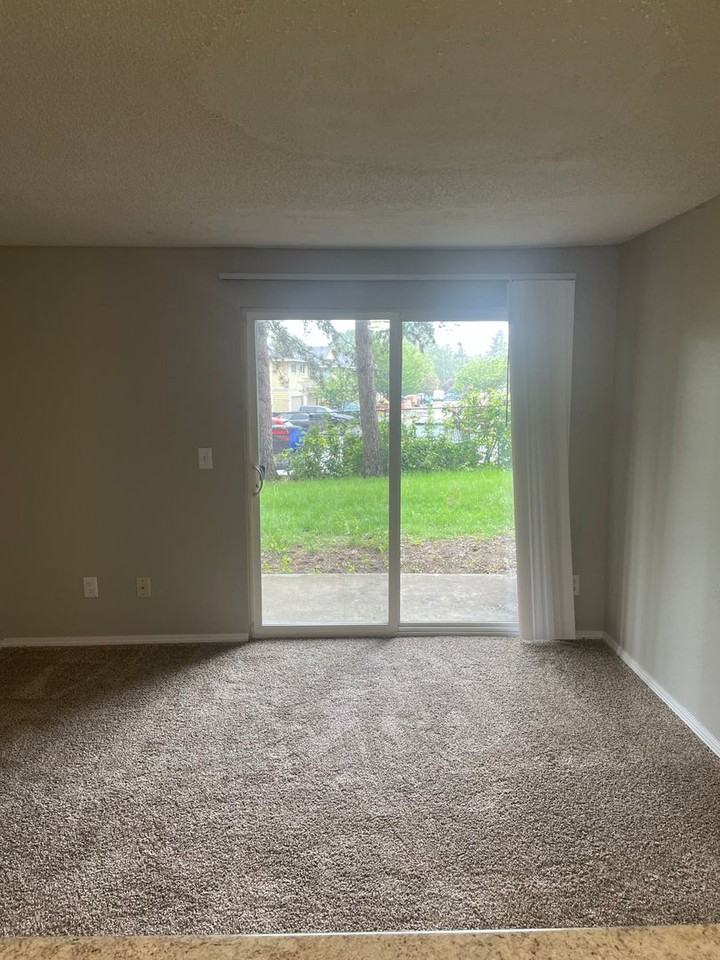 3129 Ne 13th St #27 - Photo 2 of 7