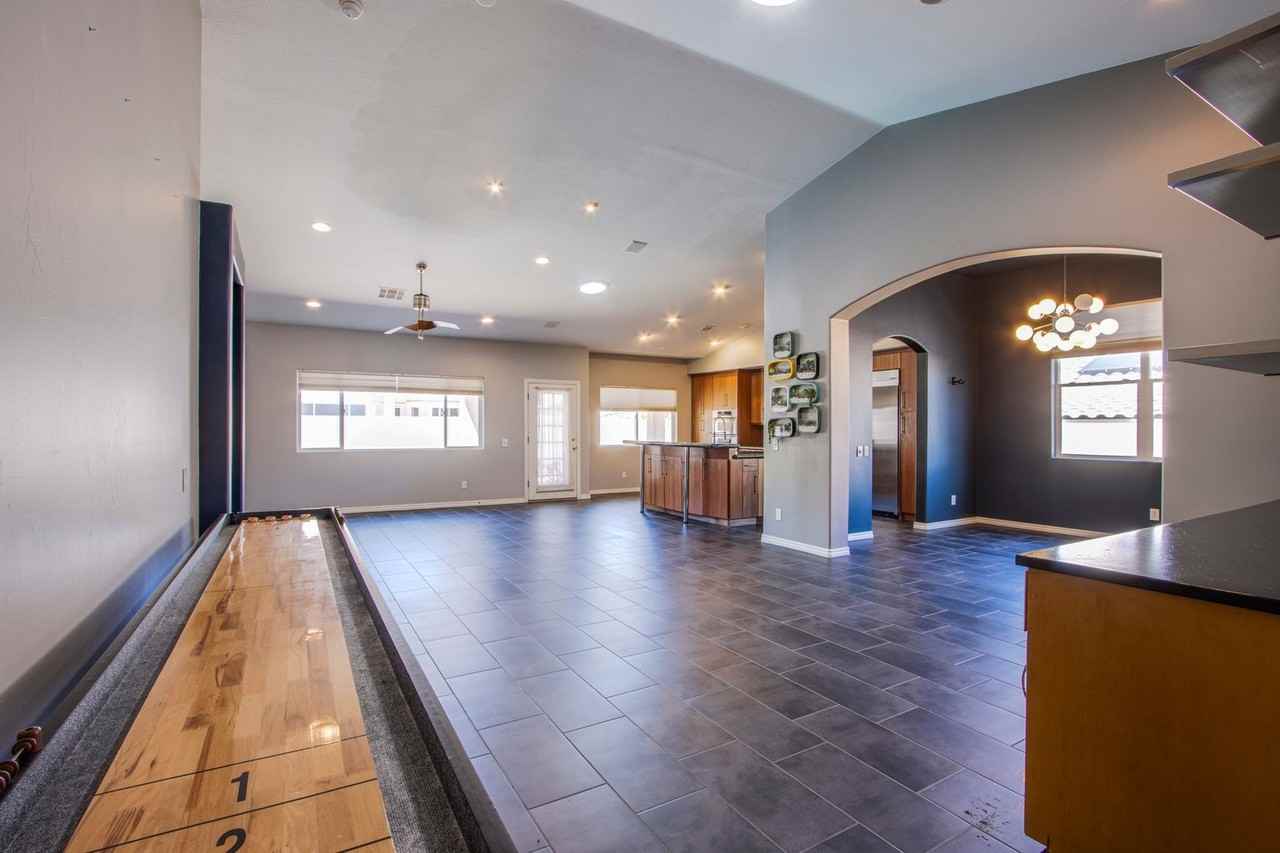 10808 Hollow Creek Ln - Photo 3 of 48