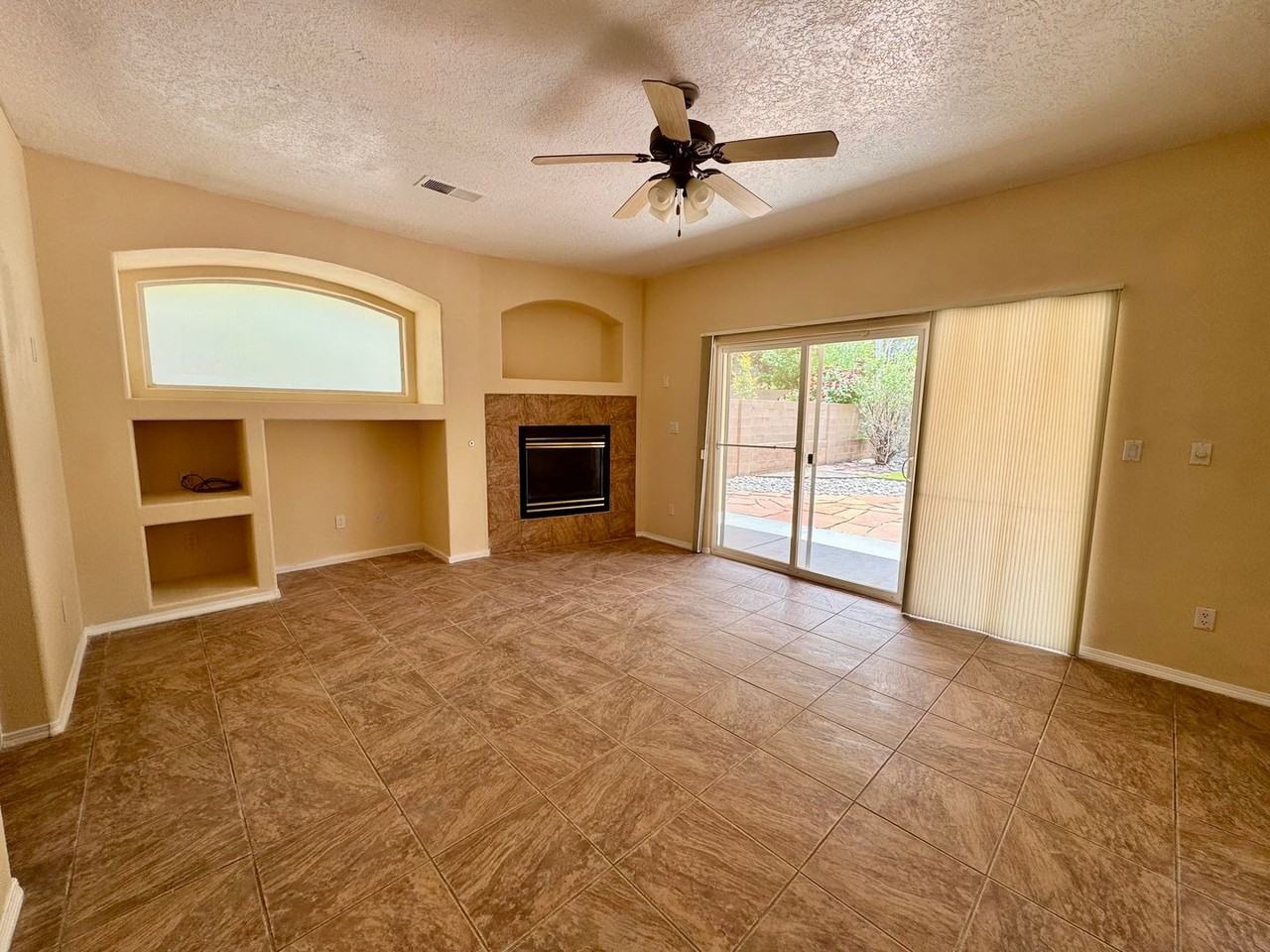 13236 Silver Peak Pl Ne - Photo 4 of 25