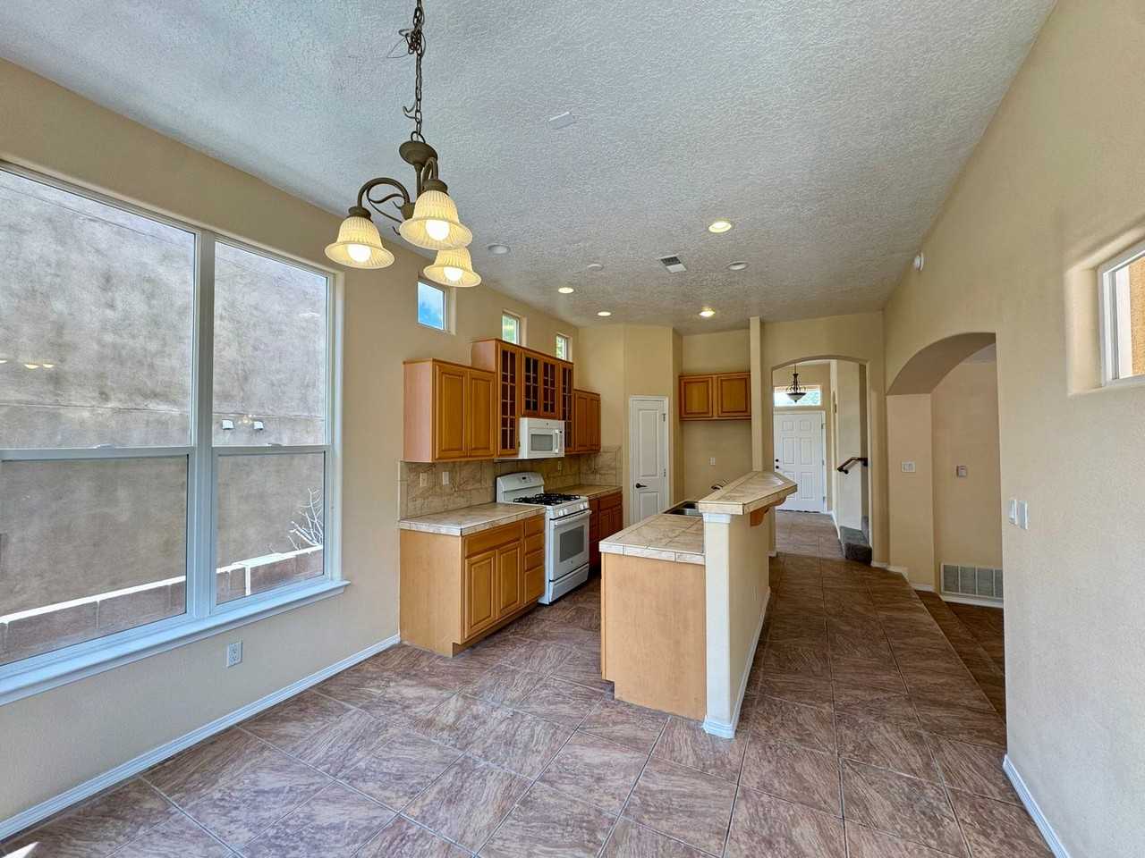 13236 Silver Peak Pl Ne - Photo 5 of 25