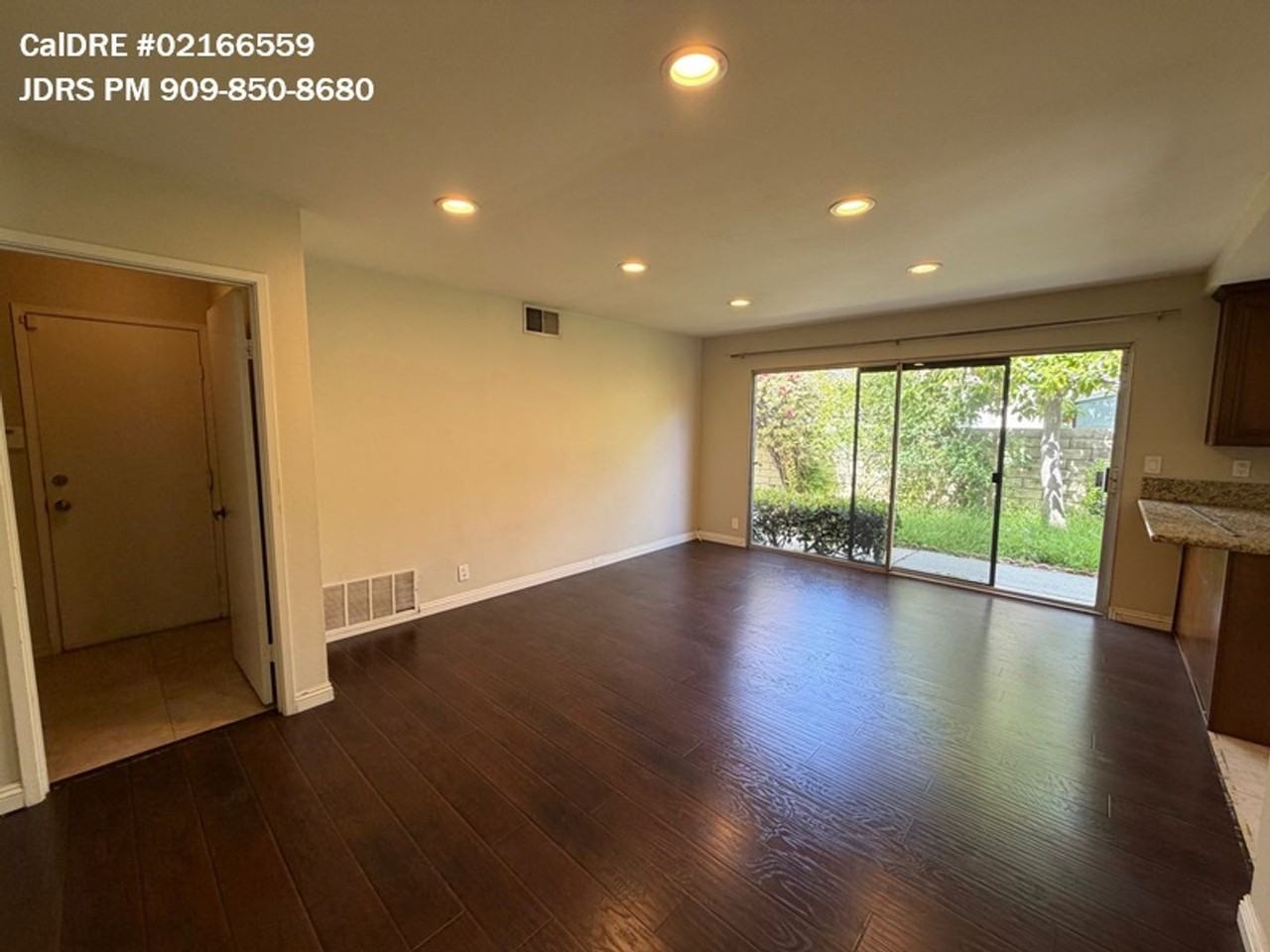 20550 Gernside Dr - Photo 4 of 17