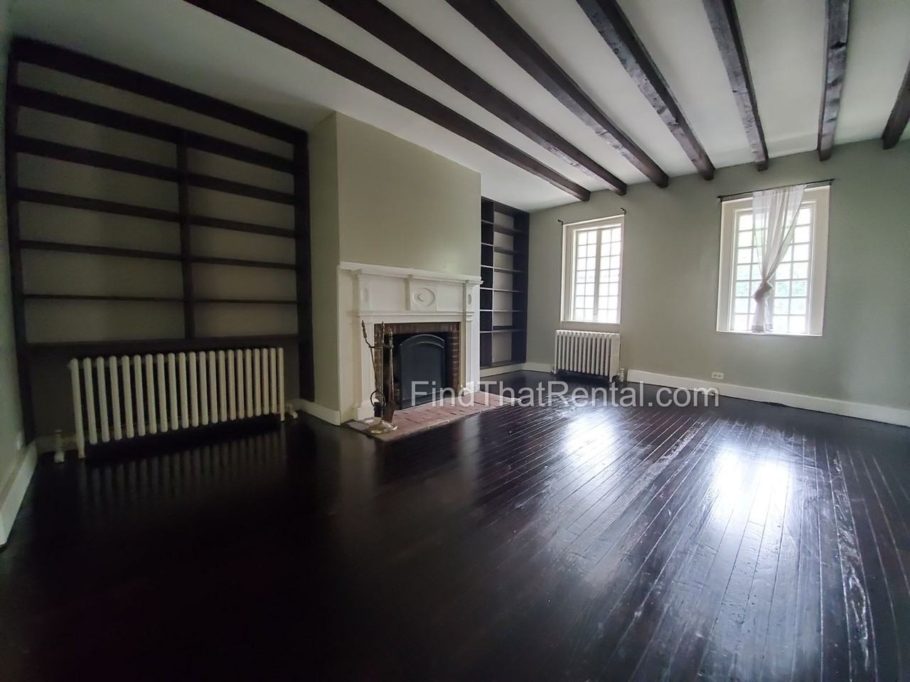 117 W Pomfret St - Photo 4 of 27