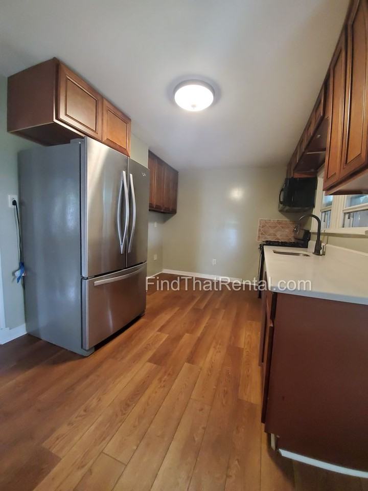 117 W Pomfret St - Photo 7 of 27