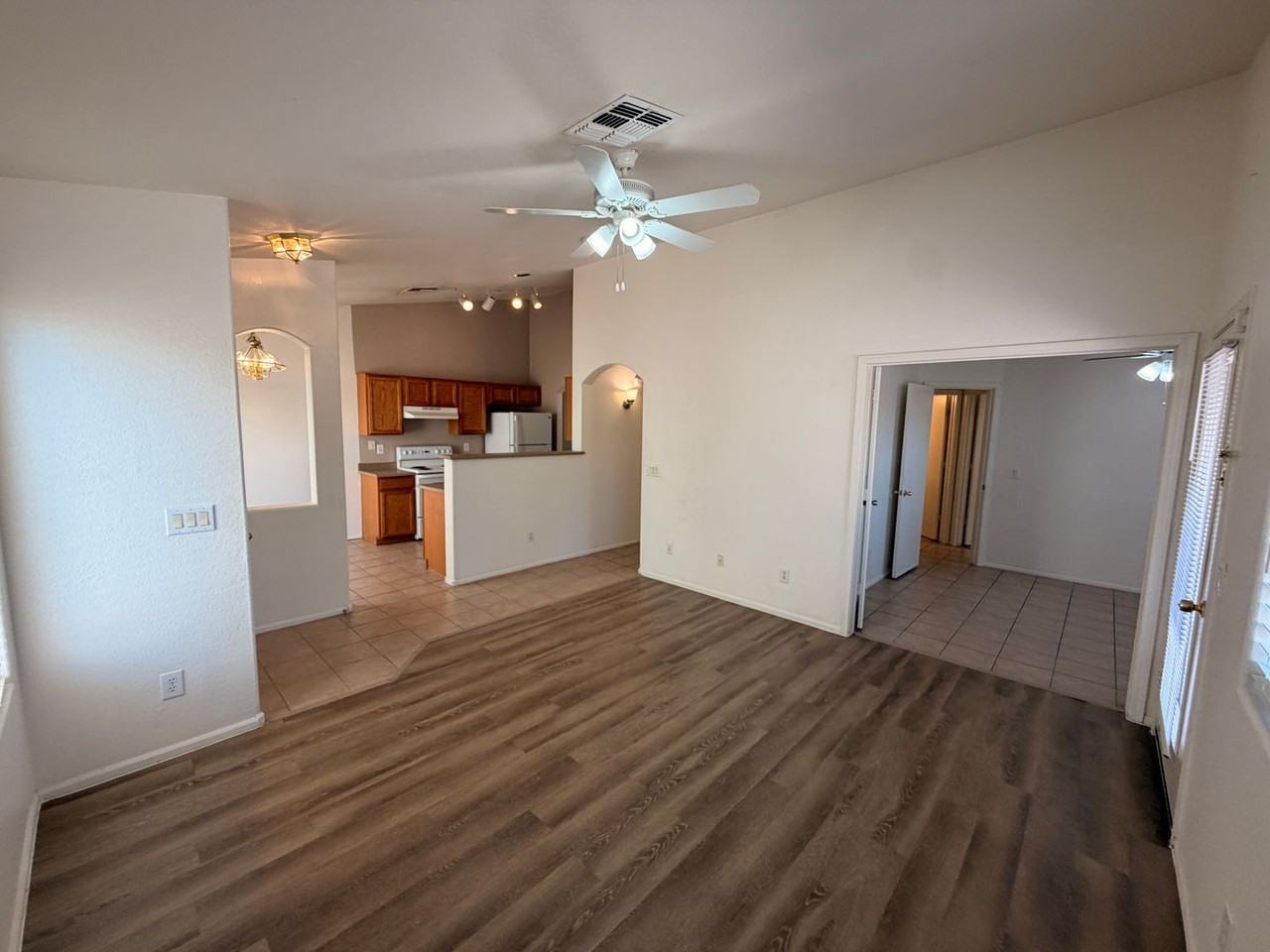 602 N 166th Ln - Photo 2 of 22