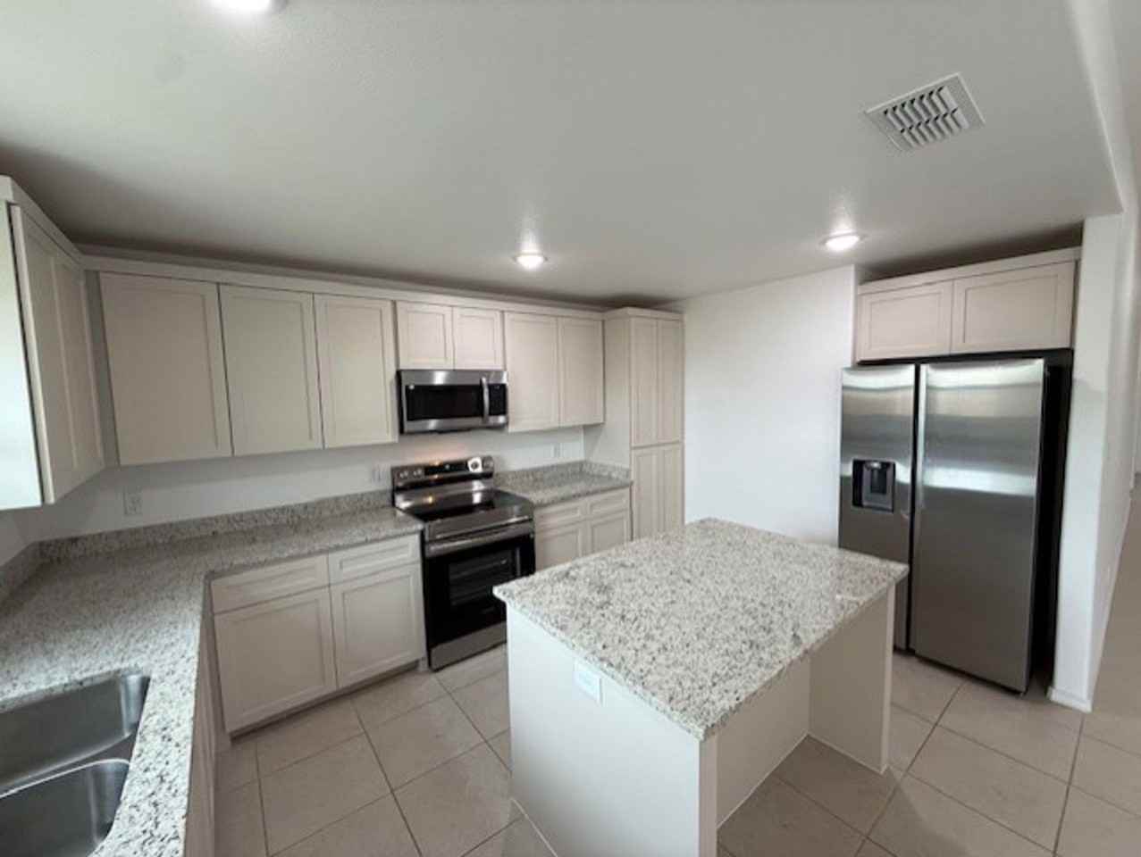 3510 Pascual De Leon Rd - Photo 7 of 23