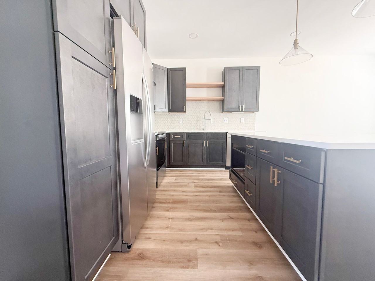 1348 Meridian St - Photo 7 of 32