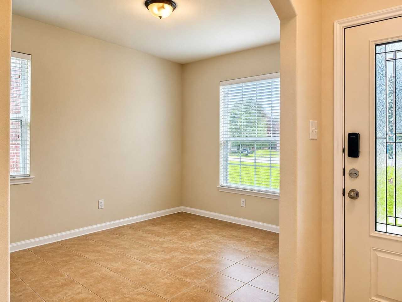 7599 Fettle Ln - Photo 3 of 17