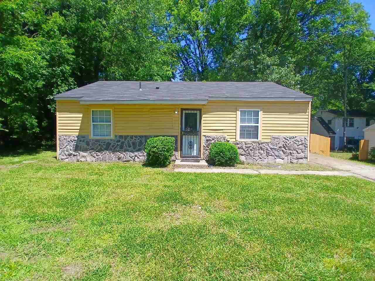 914 Restbrook Ave - Photo 2 of 9