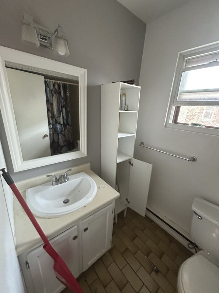 1304 Rue Beaudry - Photo 6 of 19