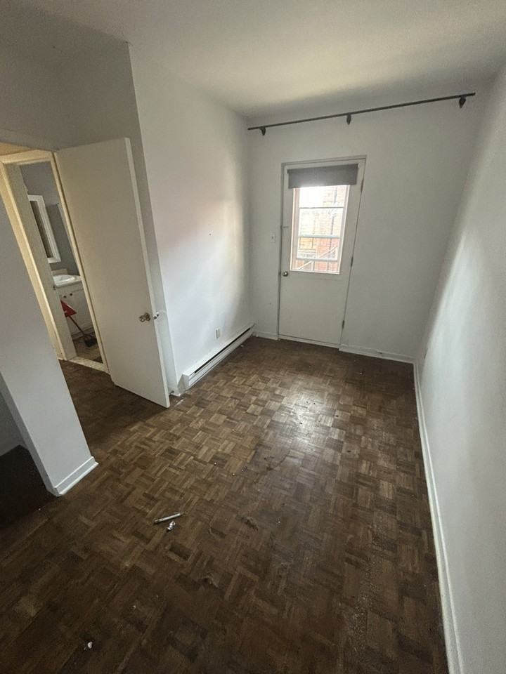 1304 Rue Beaudry - Photo 7 of 19