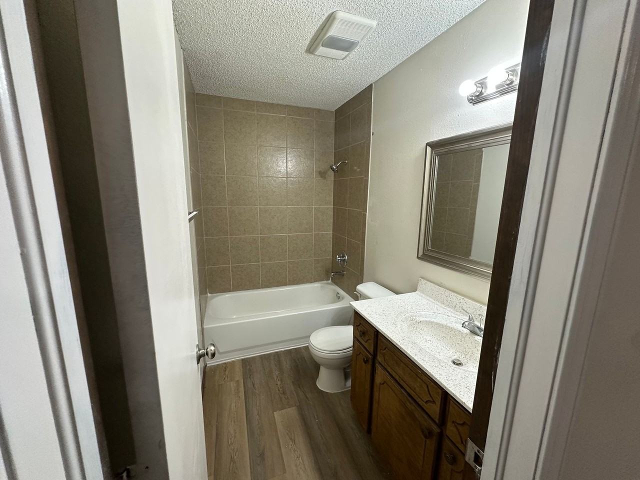 707 S Chickasaw Ave - Photo 2 of 9