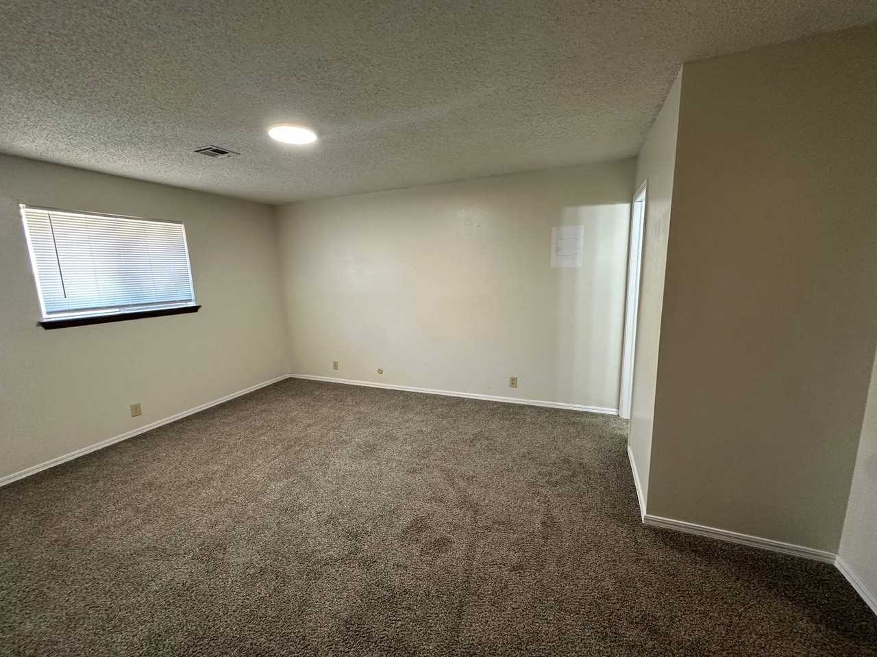 707 S Chickasaw Ave - Photo 7 of 9