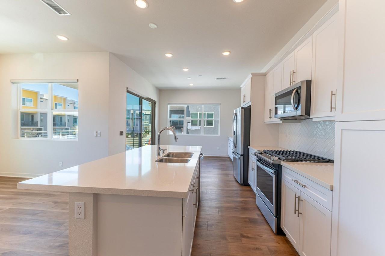 2096 Bravo Loop - Photo 4 of 50