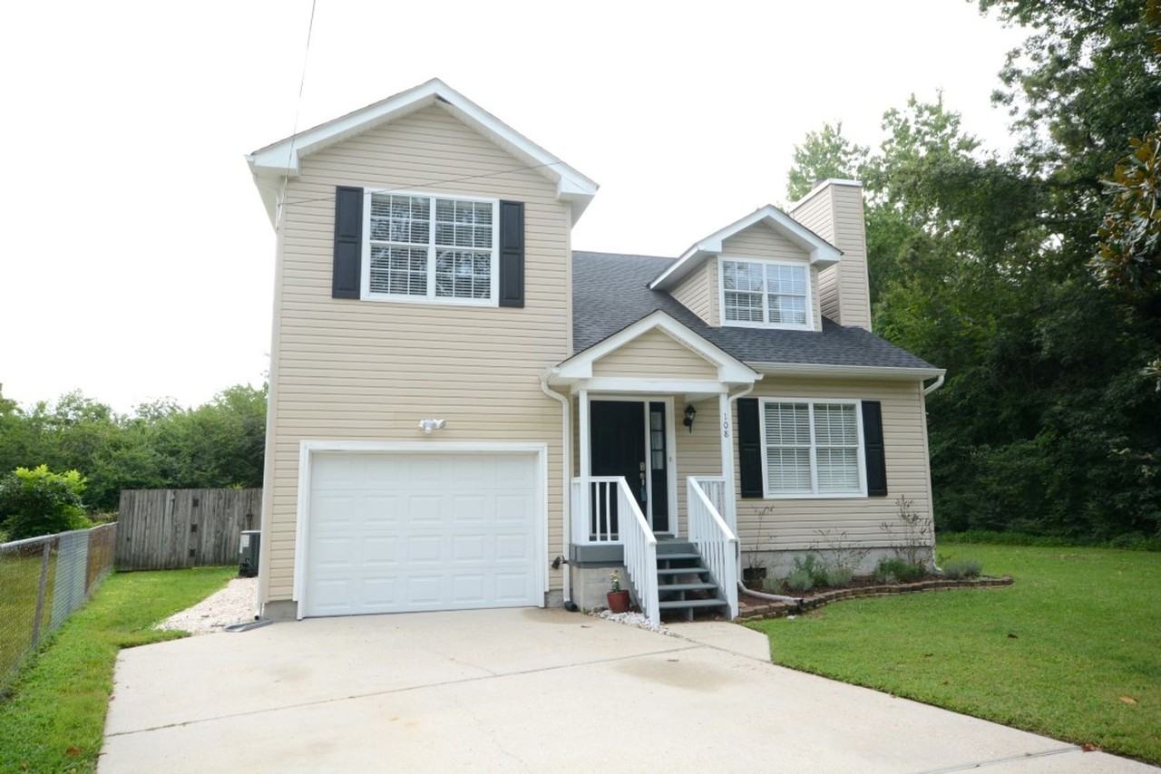 108 Ackiss Ave - Photo 2 of 49