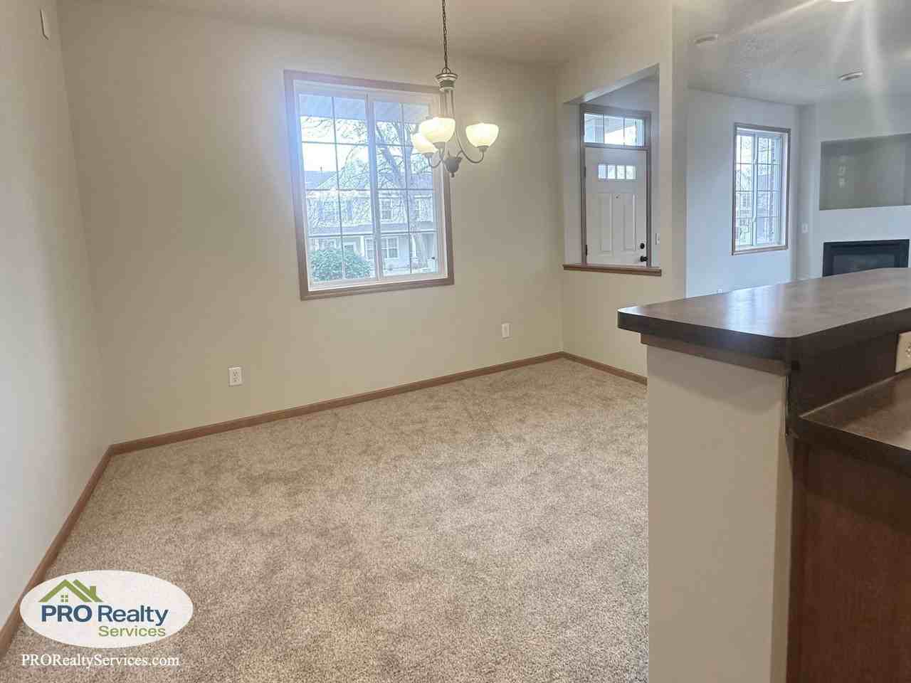 17190 Monroe St Nw - Photo 4 of 22