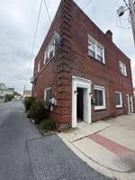 featured image of 8 S Pitt St