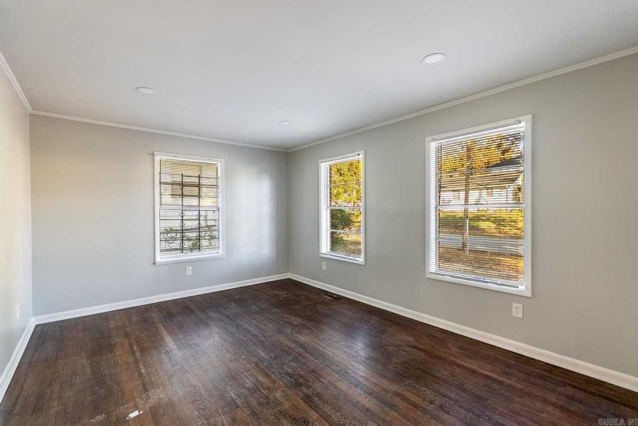 3615 W Capitol Ave - Photo 4 of 21