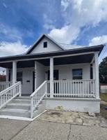 featured image of 2406 E Clark St