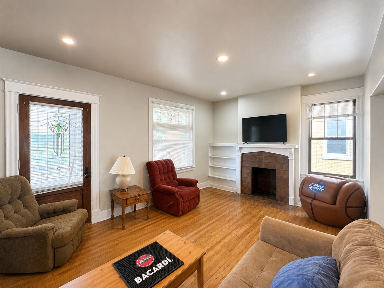 517 Fortune Ave - Photo 4 of 33