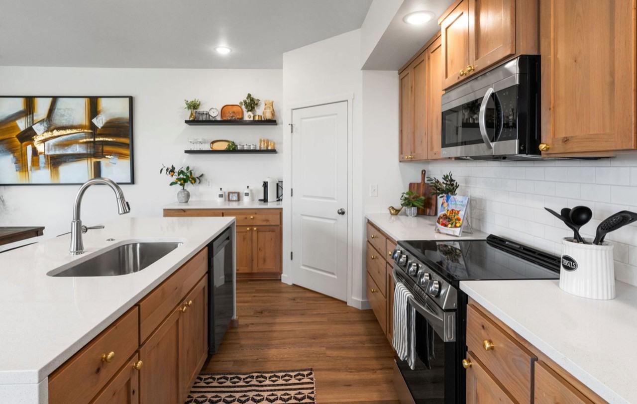 501 Edgar St #C - Photo 3 of 23