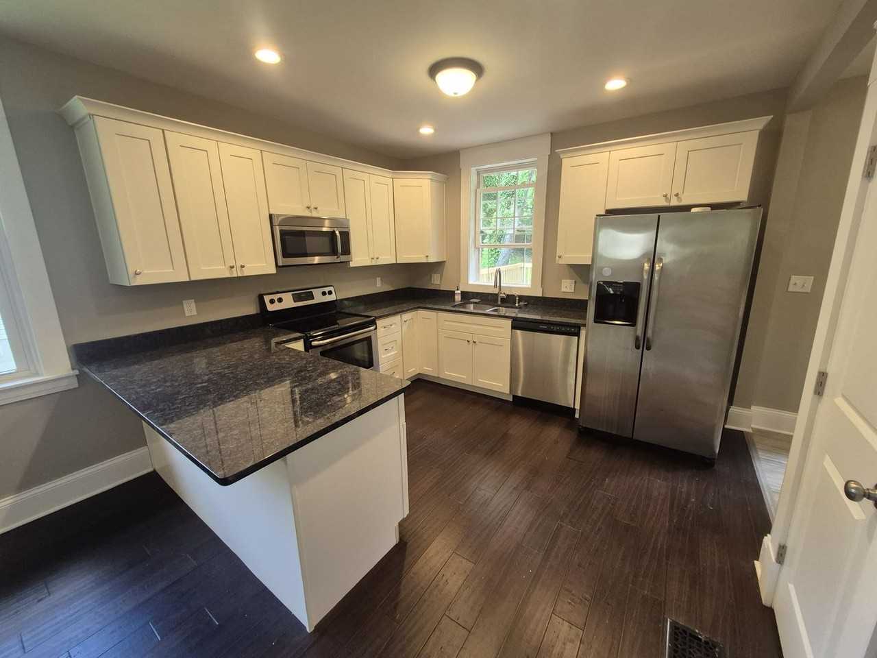 32 Tower Hill Rd - Photo 5 of 16