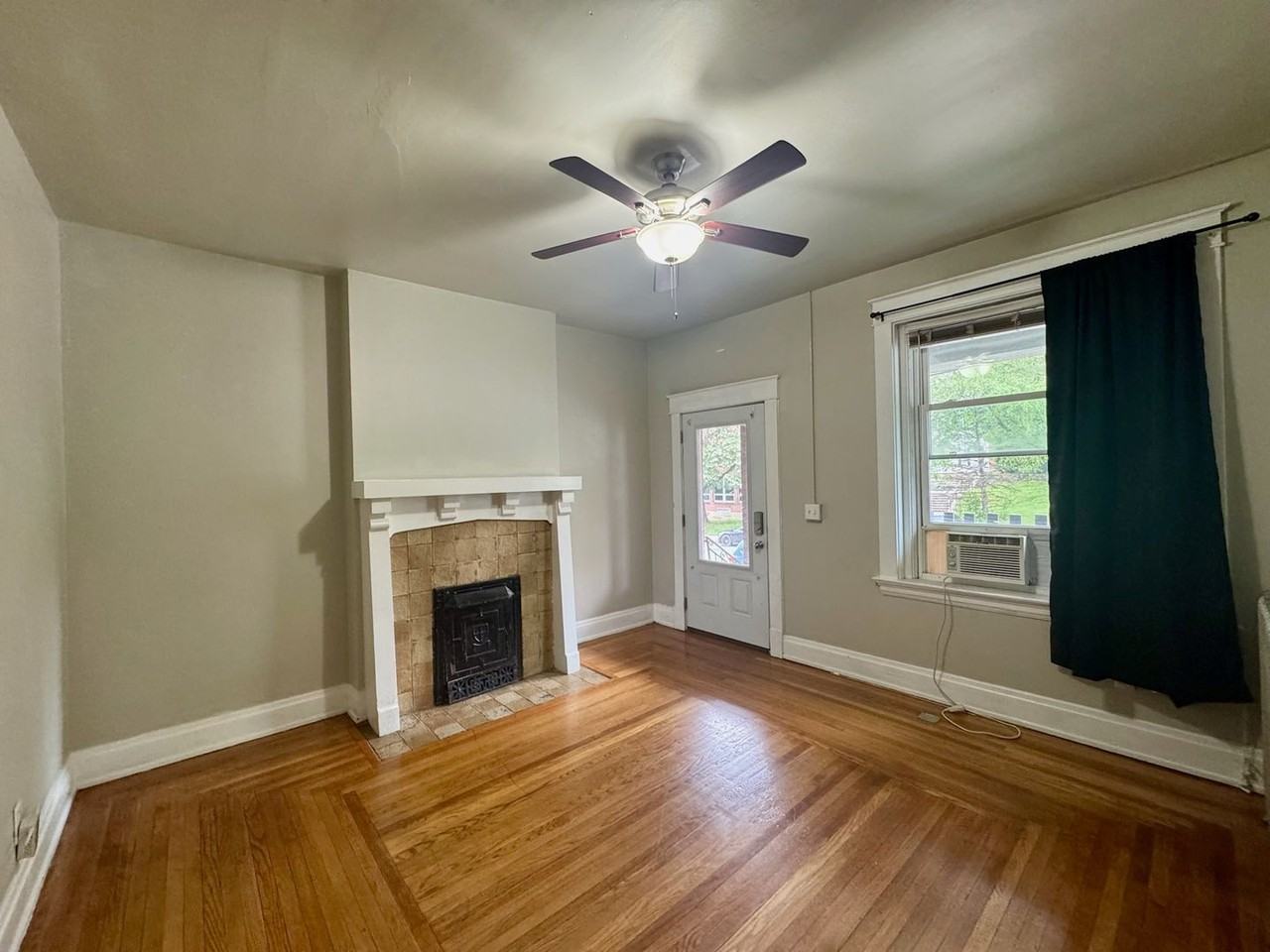 265 W McMillan - Photo 2 of 41