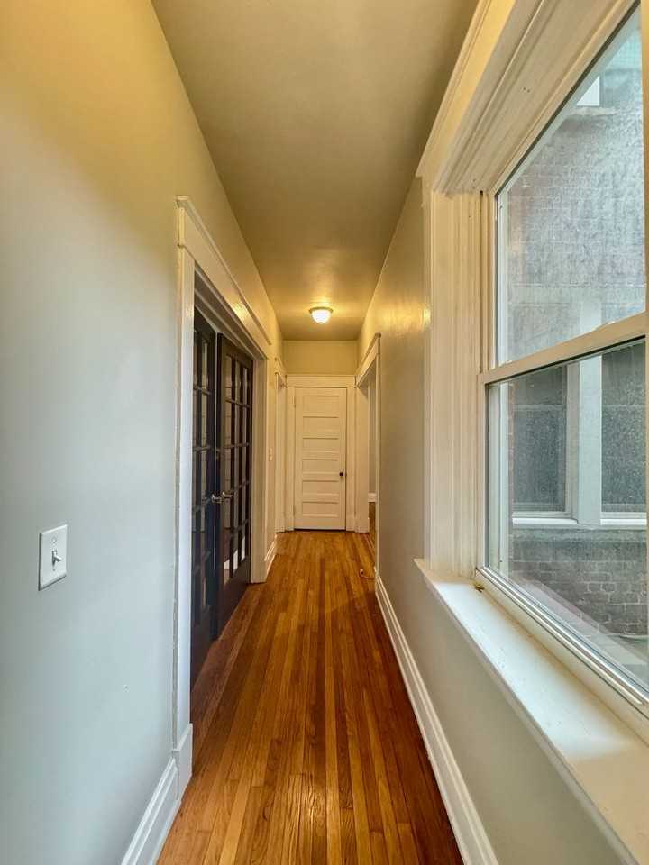 265 W McMillan - Photo 6 of 41