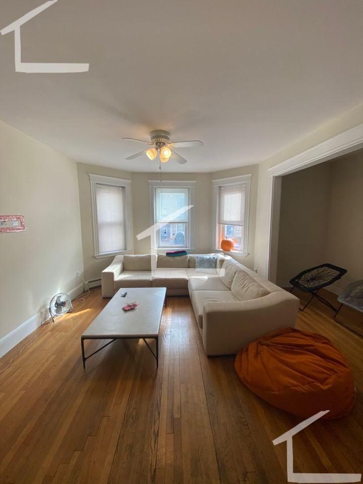 49 Orkney Rd - Photo 3 of 16