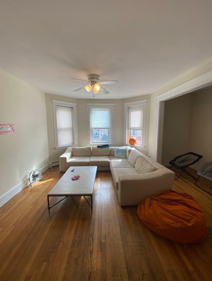 49 Orkney Rd - Photo 4 of 16
