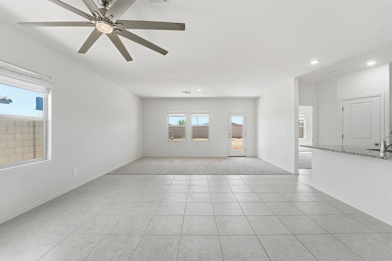 4846 N 193rd Ave - Photo 6 of 49