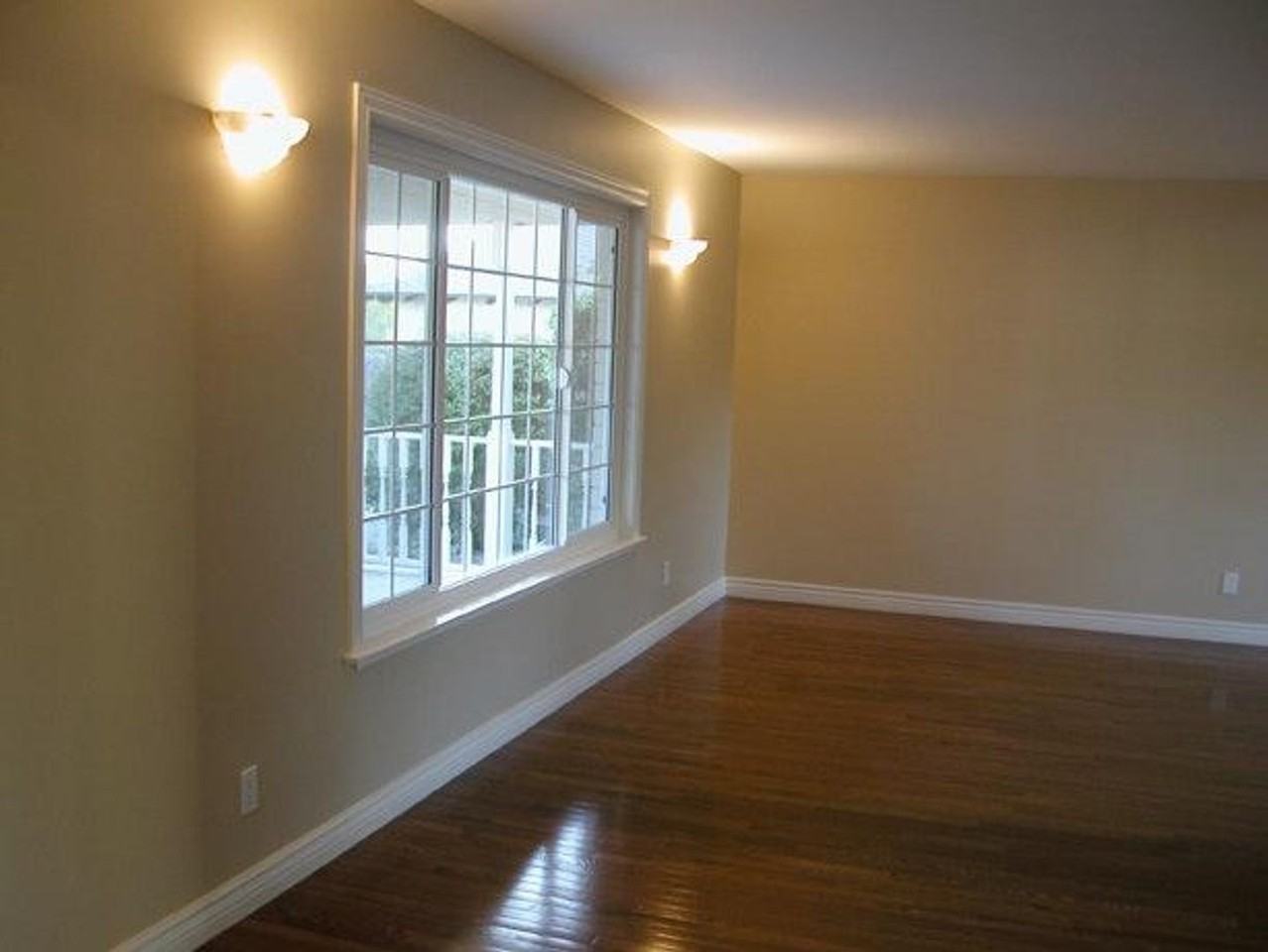 485 Meadowbrook Dr - Photo 7 of 25