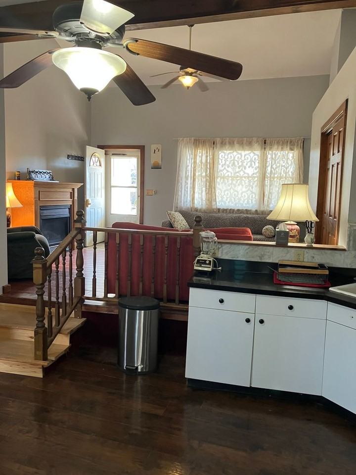 43 Shasta Dr - Photo 3 of 11