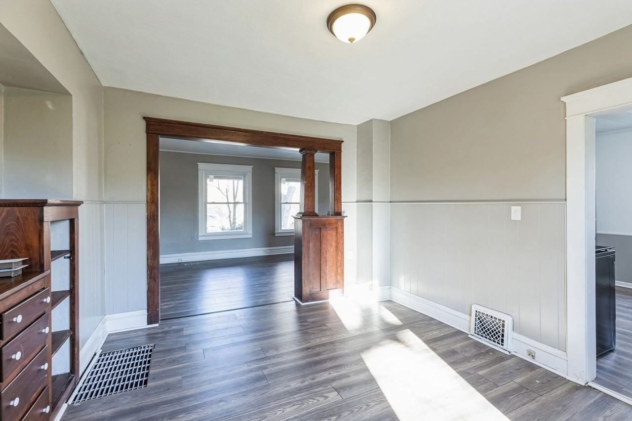 1573 Jermain Dr - Photo 3 of 18