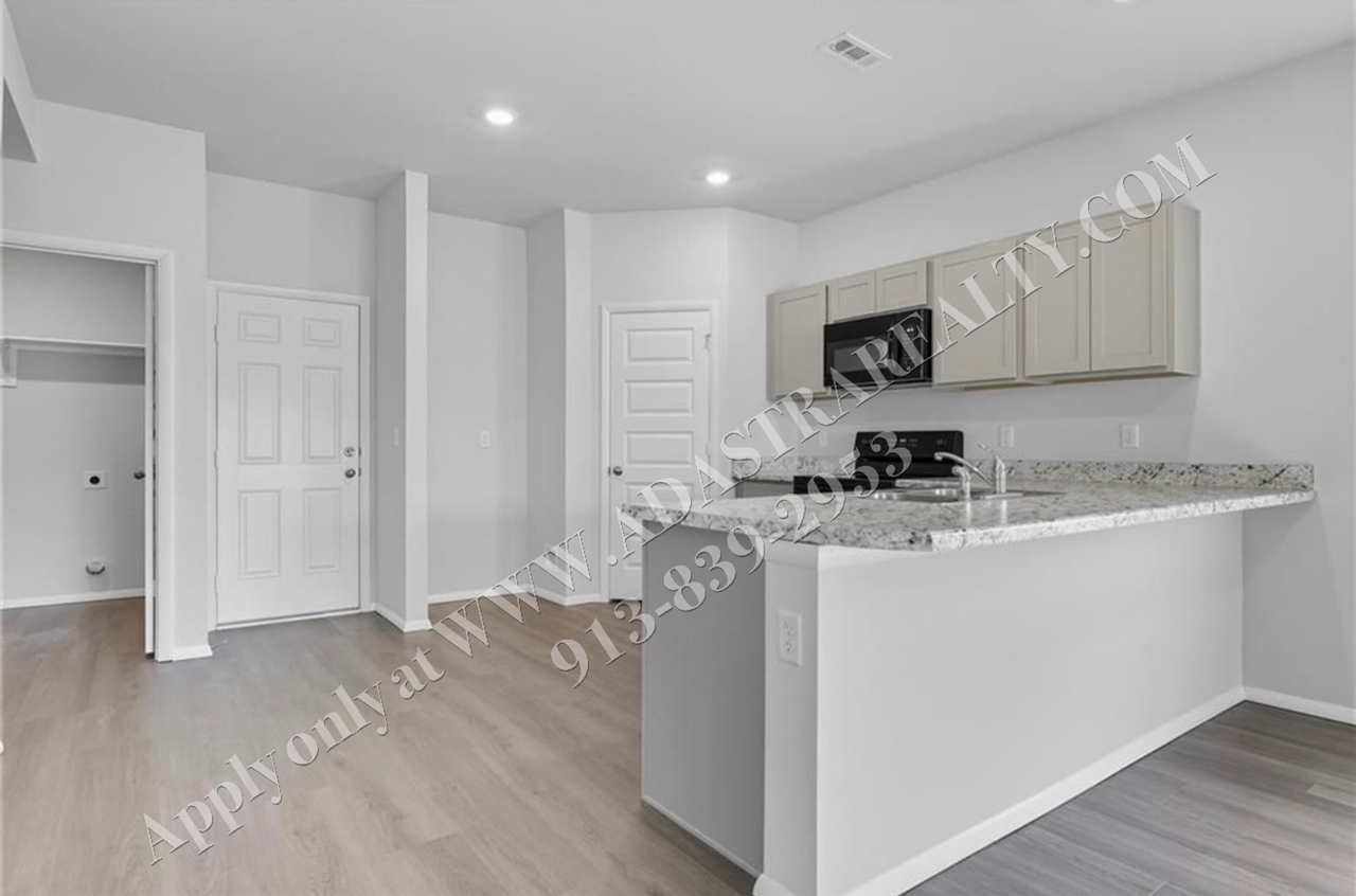 20846 Starside St - Photo 5 of 18