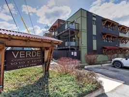 featured image of 1010 W Pine St #303