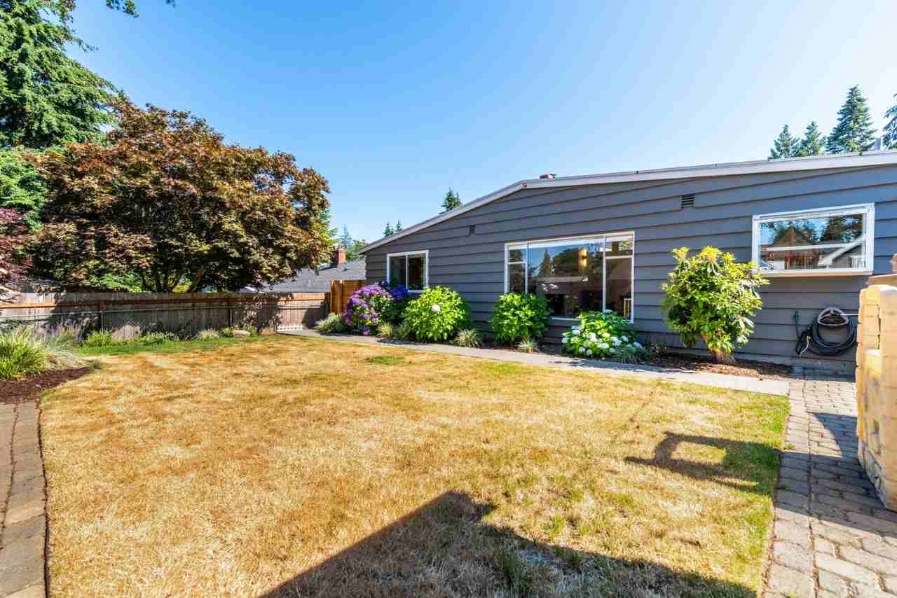 1252 N 172nd St - Photo 7 of 44