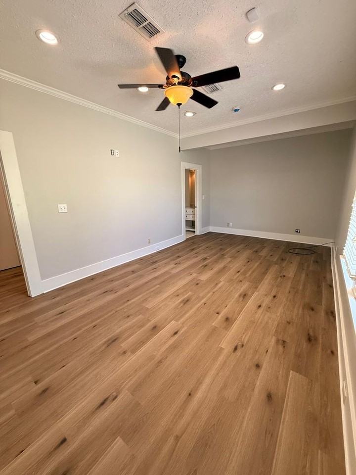 1109 2nd Ave N - Photo 6 of 14