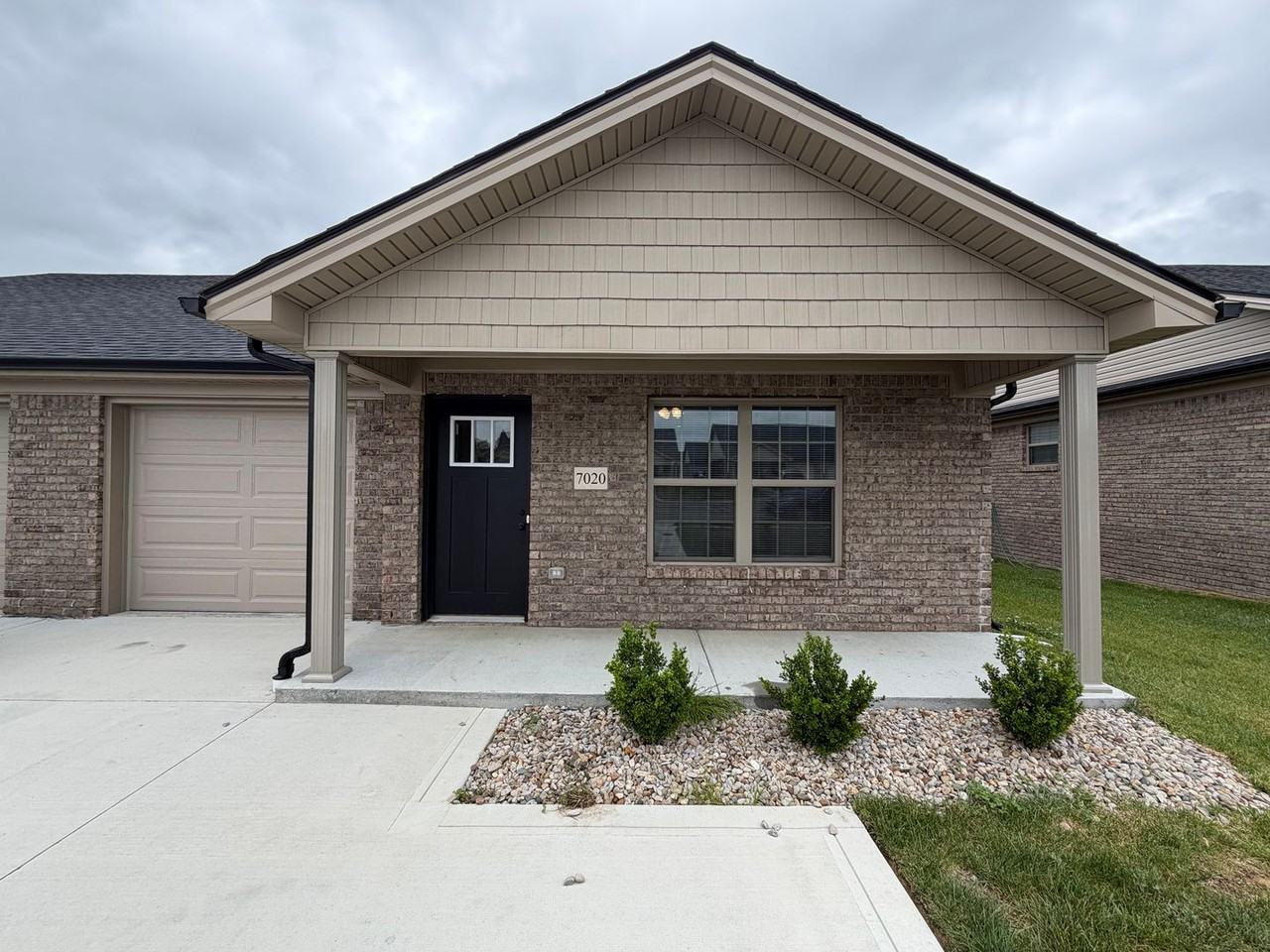7020 Caravan Dr - Photo 2 of 17