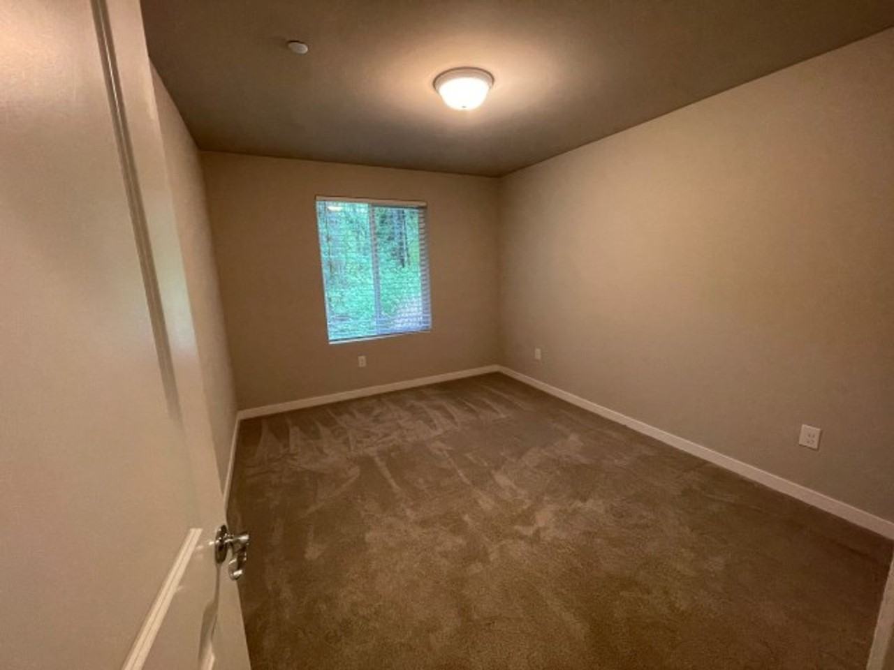 13420 Manor Way #B2 - Photo 6 of 34