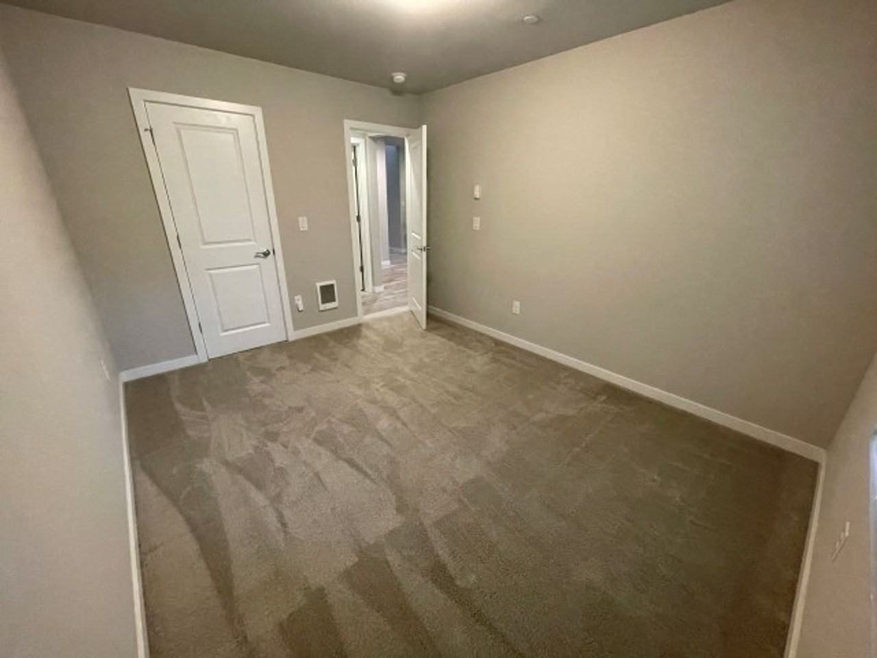13420 Manor Way #B2 - Photo 7 of 34