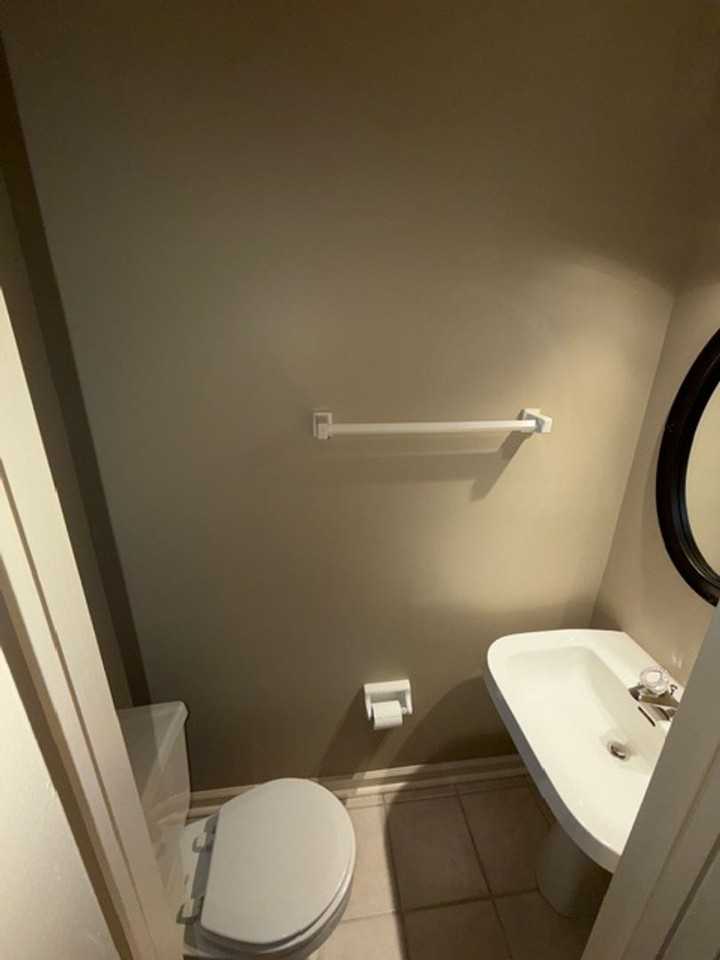 102 Hampton Dr - Photo 5 of 10