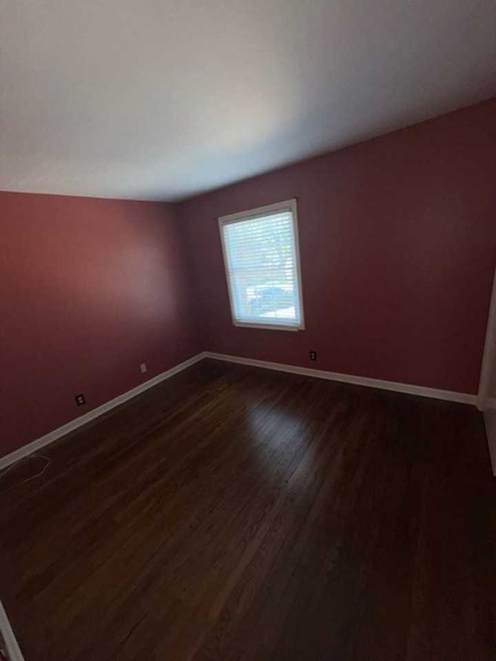 102 Hampton Dr - Photo 7 of 10